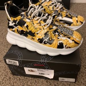 Versace Chain Reaction
